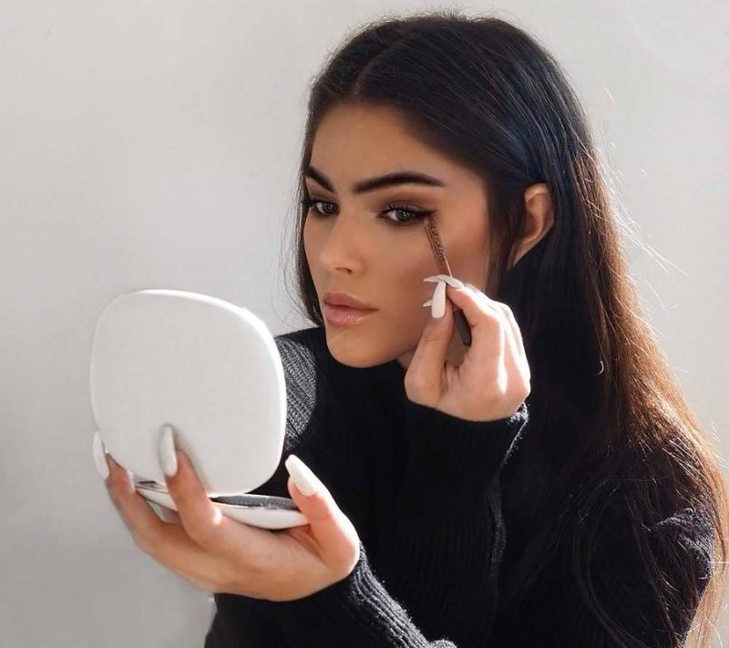 Makeup |  Mila Compact Mirror – White Makeup Makeup